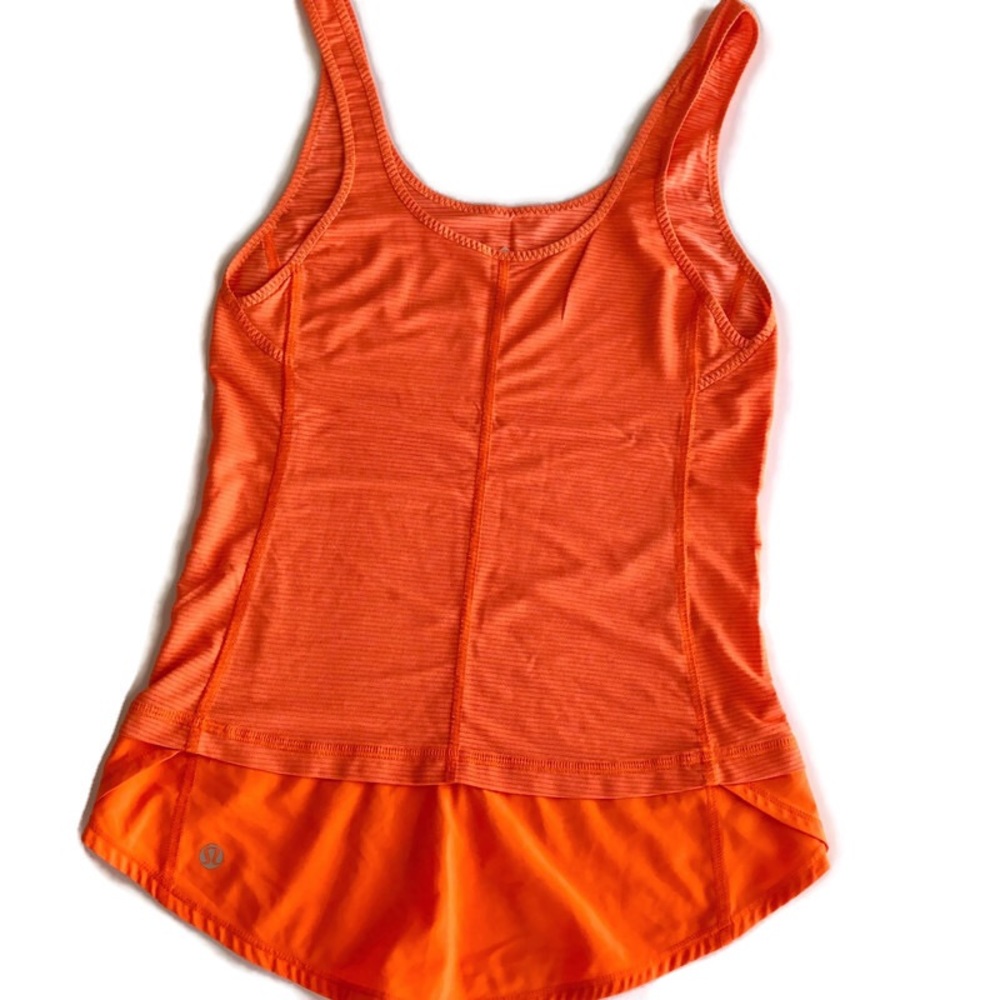 Lululemon light workout top